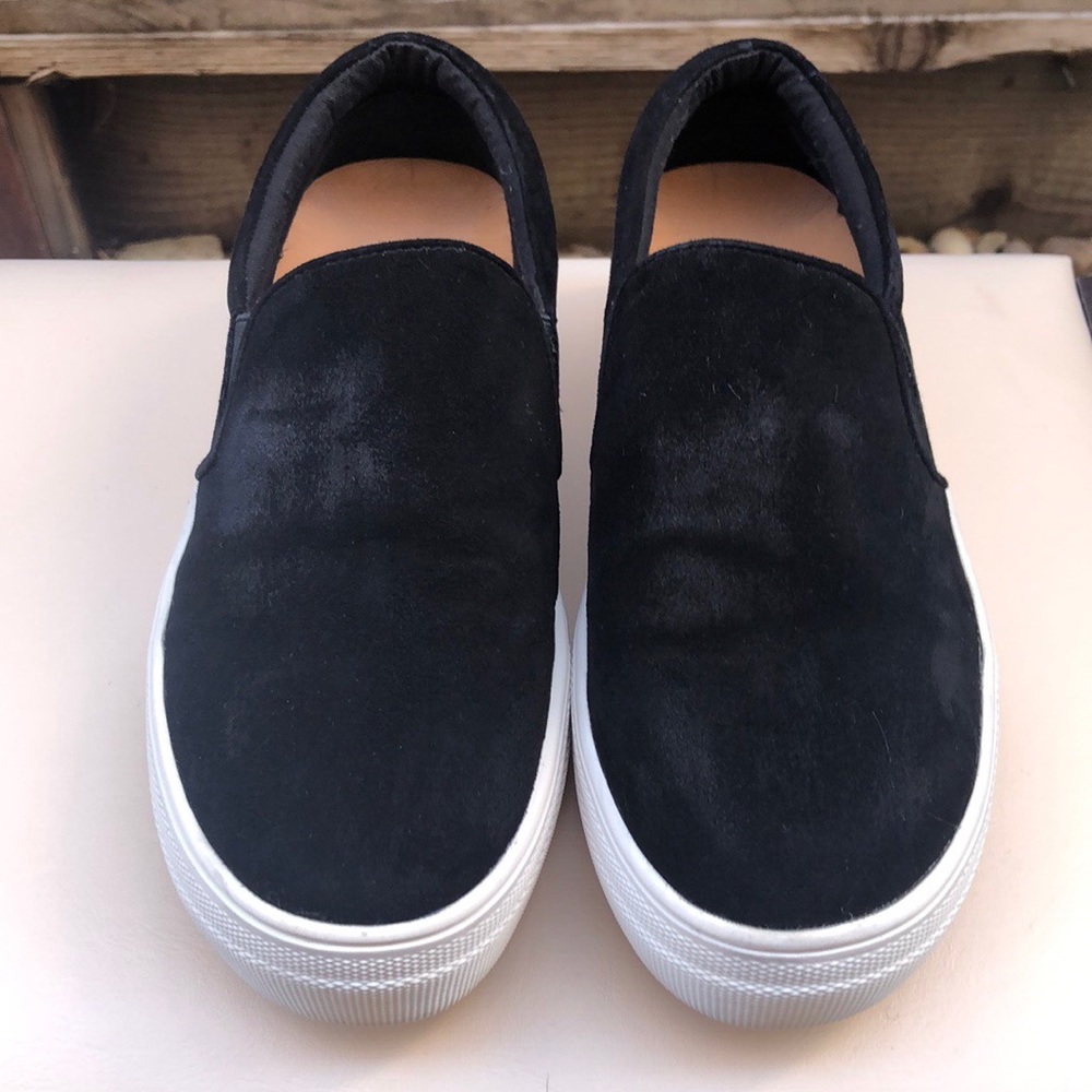 Steve Madden Platform Sneakers🌹